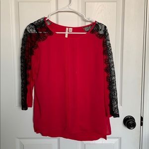 Lauren Conrad 3/4 lace sleeve shirt